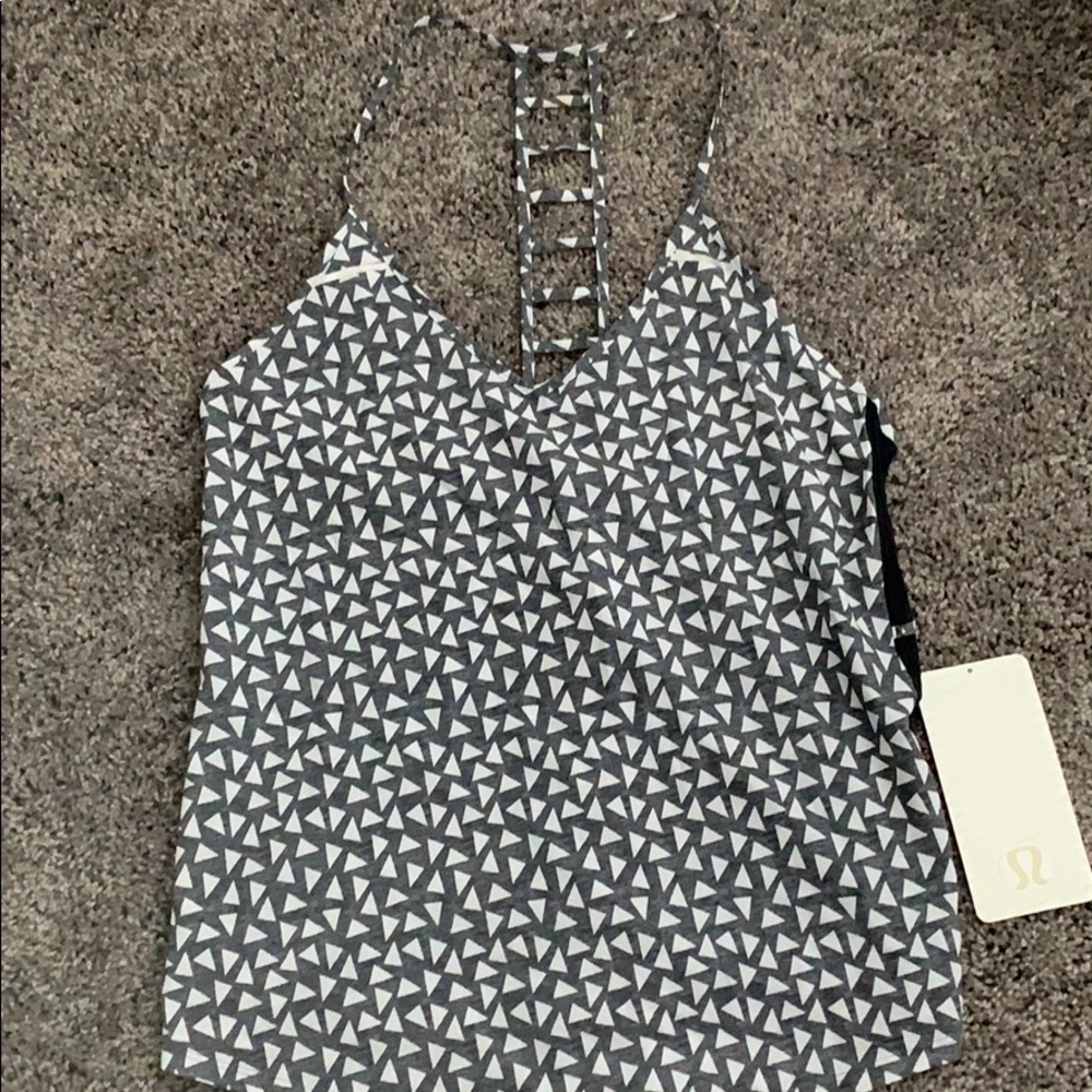Lululemon tank NWT
